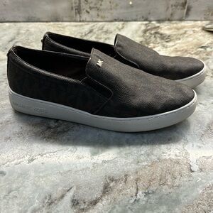 Michael kors brown logo slip ons
